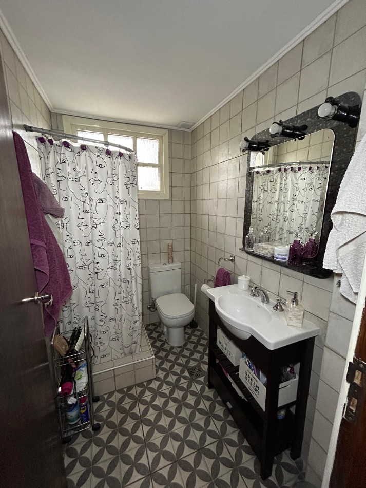 PH 4 AMBIENTES CON PATIO Y LOCAL. MACROCENTRO. APTO CREDITO