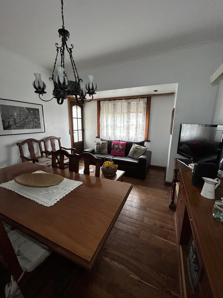 PH 4 AMBIENTES CON PATIO Y LOCAL. MACROCENTRO. APTO CREDITO