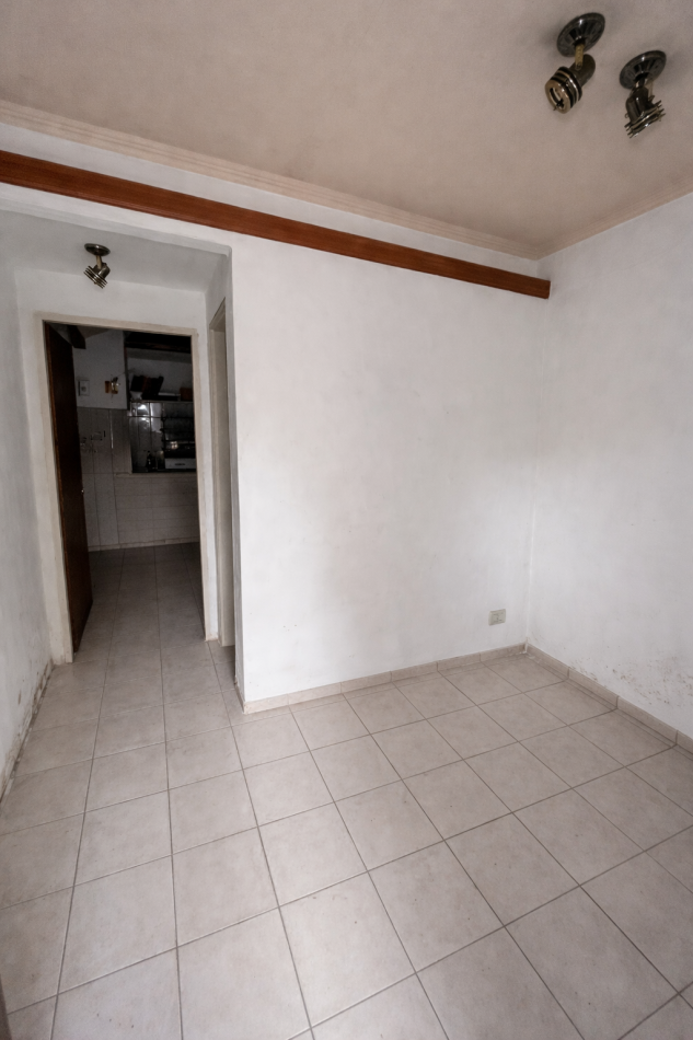 PH 4 AMBIENTES CON PATIO Y LOCAL. MACROCENTRO. APTO CREDITO