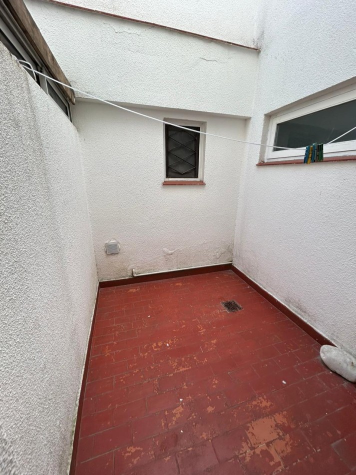 DEPARTAMENTO MONOAMBIENTE. ZONA VARESE.