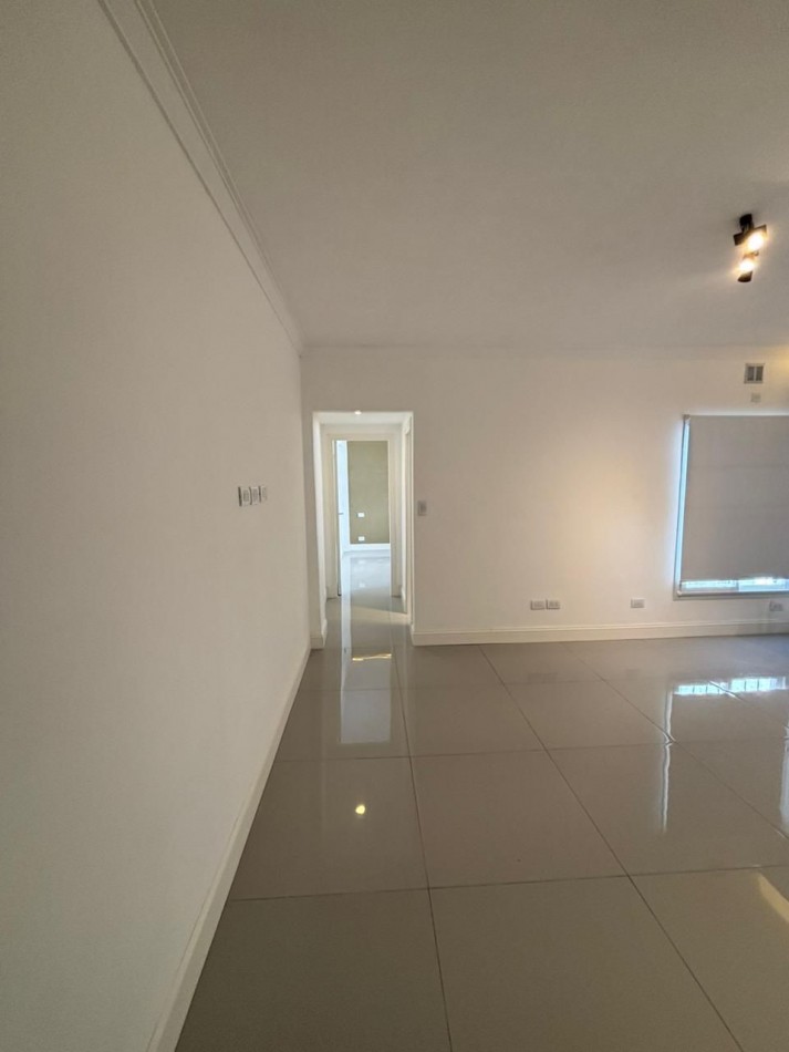 Departamento dos ambientes reciclado. Perla Norte