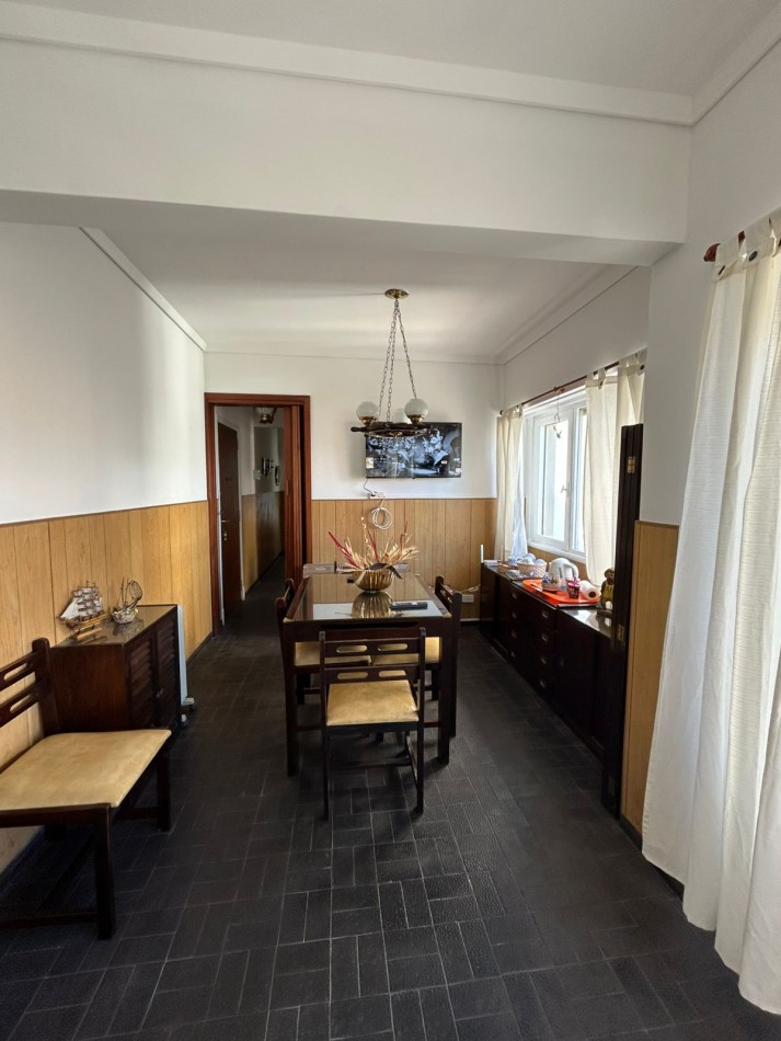 Departamento dos ambientes a la calle equipado. La Perla