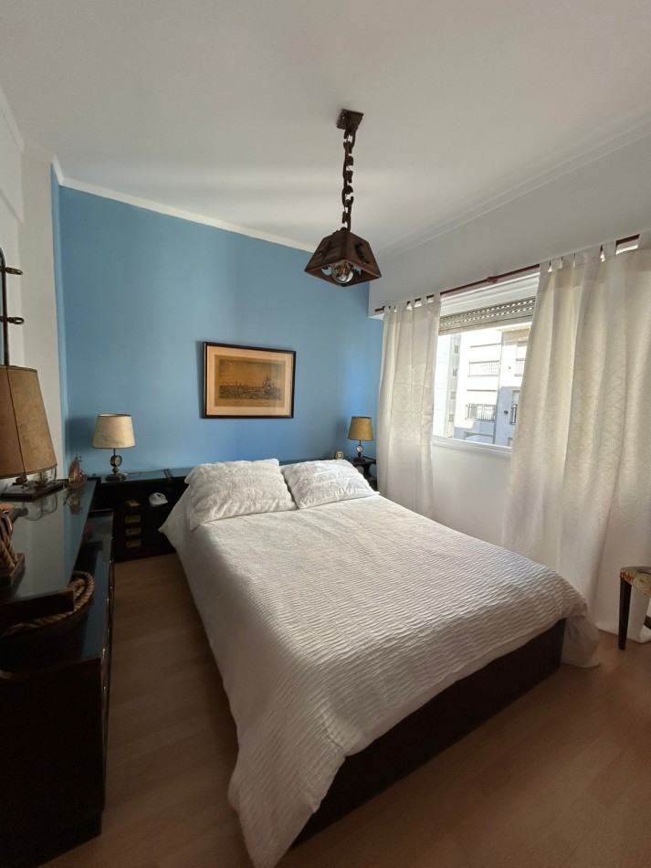 Departamento dos ambientes a la calle equipado. La Perla