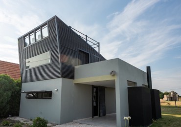 CASA DOS AMBIENTES AMPLIOS. EL MARQUESADO